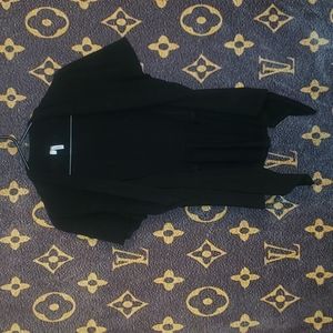 Black short sleeve sweater (L)